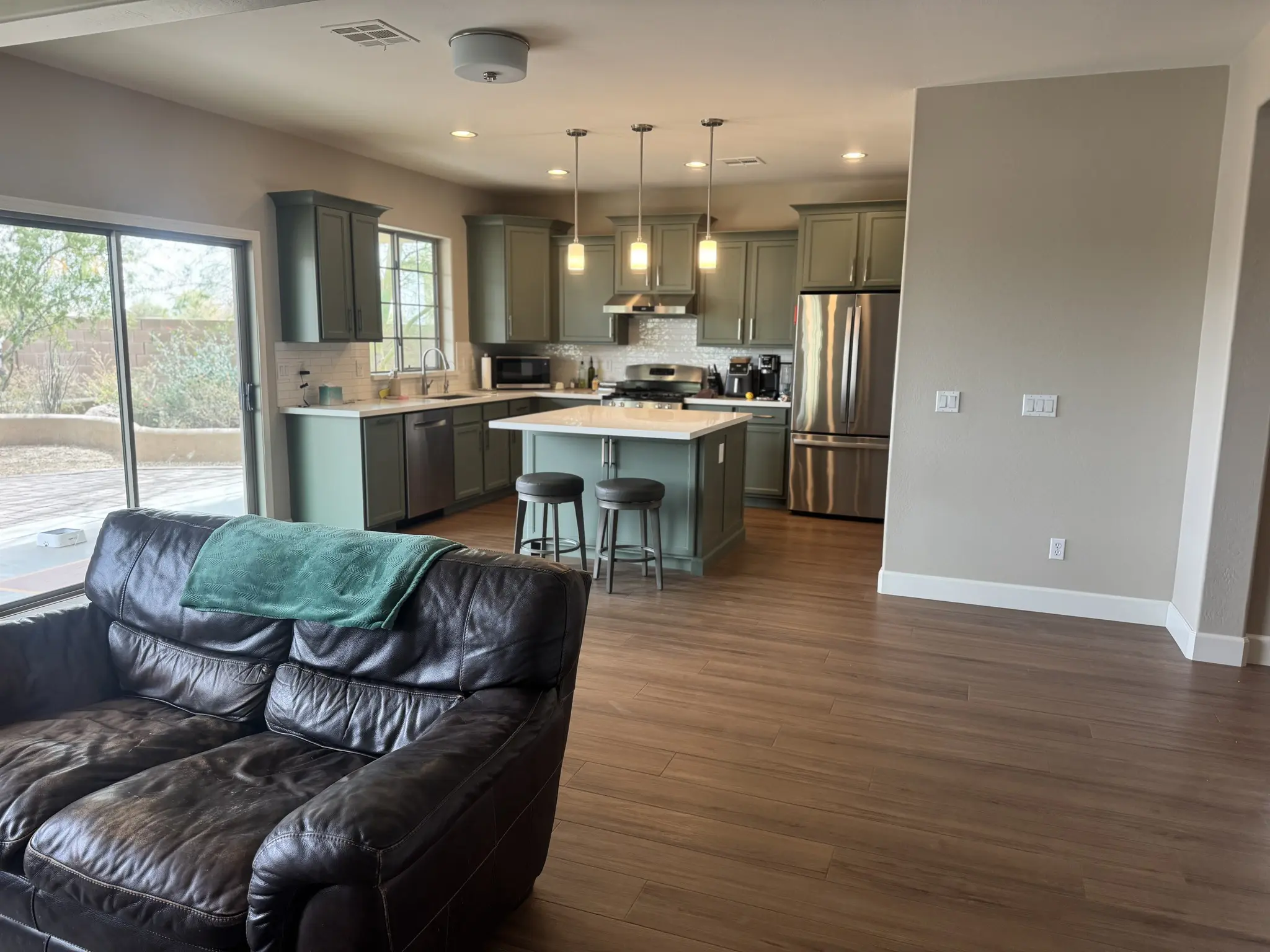 inside house painting